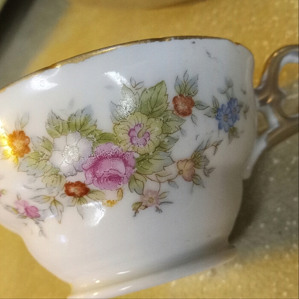 Small Floral Tea Cup